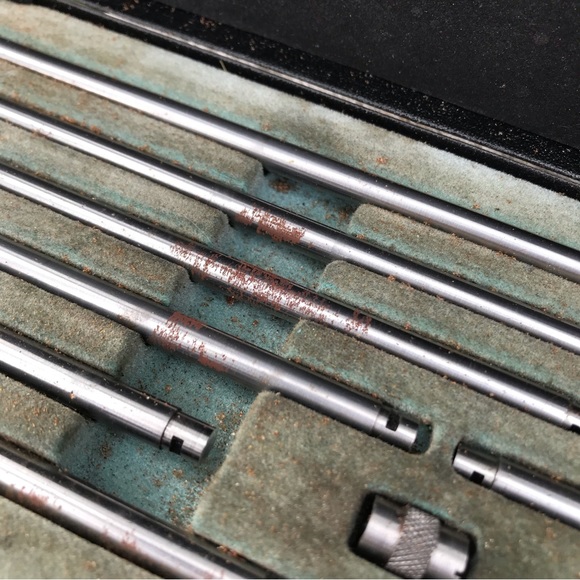 Vintage boxed Moore & Wright internal imperial micrometer - Picture 3 of 5